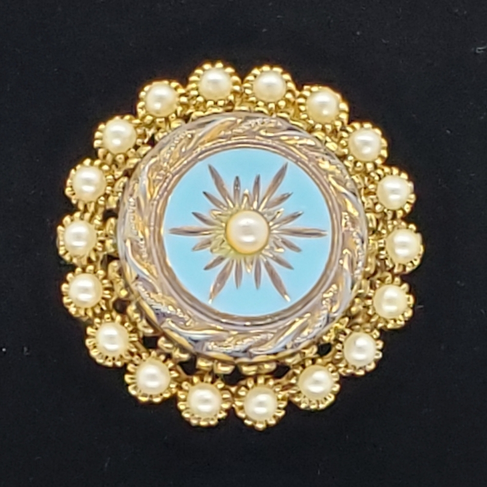 Mid-century Polished Glass and Faux Pearl Broach